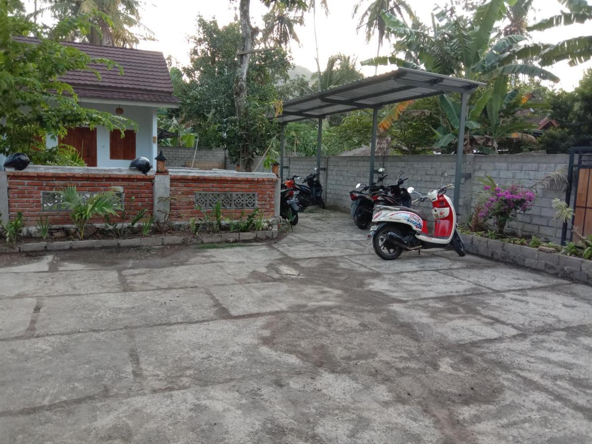 Sentul Hostel Kuta  ภายนอก รูปภาพ