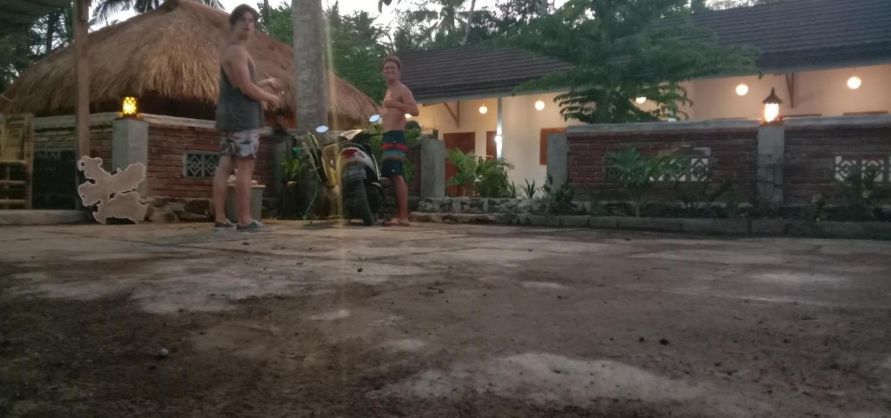 Sentul Hostel Kuta  ภายนอก รูปภาพ