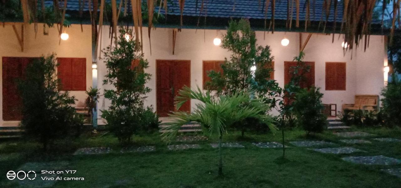 Sentul Hostel Kuta  ภายนอก รูปภาพ