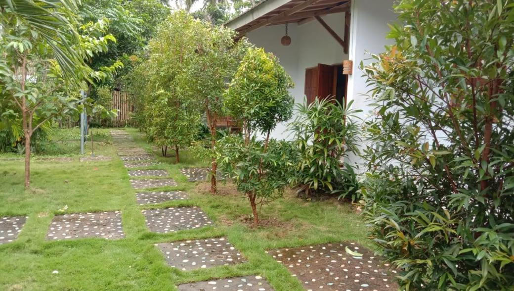 Sentul Hostel Kuta  ภายนอก รูปภาพ